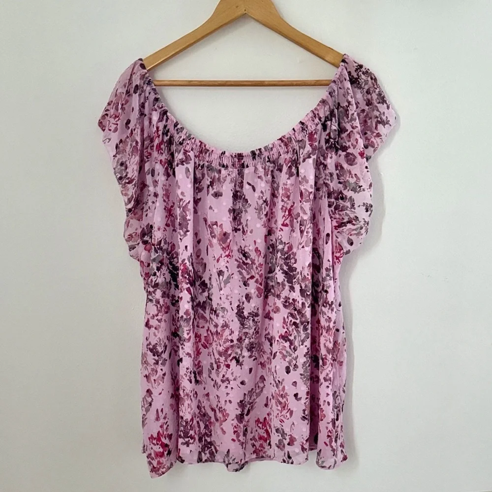 Torrid Plus size Floral Blouse Size 3x Lightweight Sheer Ruffle Sleeve Top
